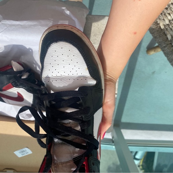 Nike Jordan 1 MID - Picture 4 of 9